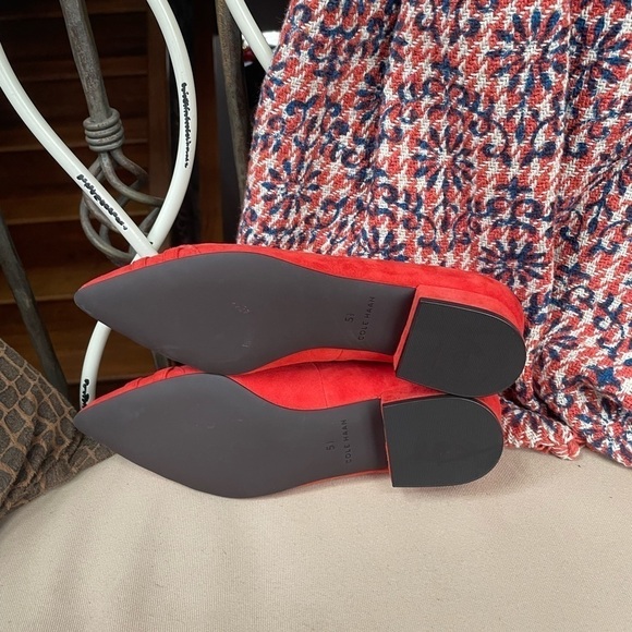 Cole Haan Suede Point Toe Block Heel Pumps in Red Size 5.5 - Picture 7 of 8